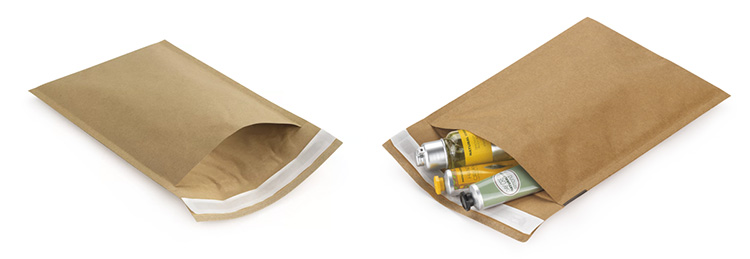 Voorbeelden van gewatteerde enveloppen, gemaakt van kraftpapier